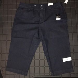 St John’s Bay Capri jeans